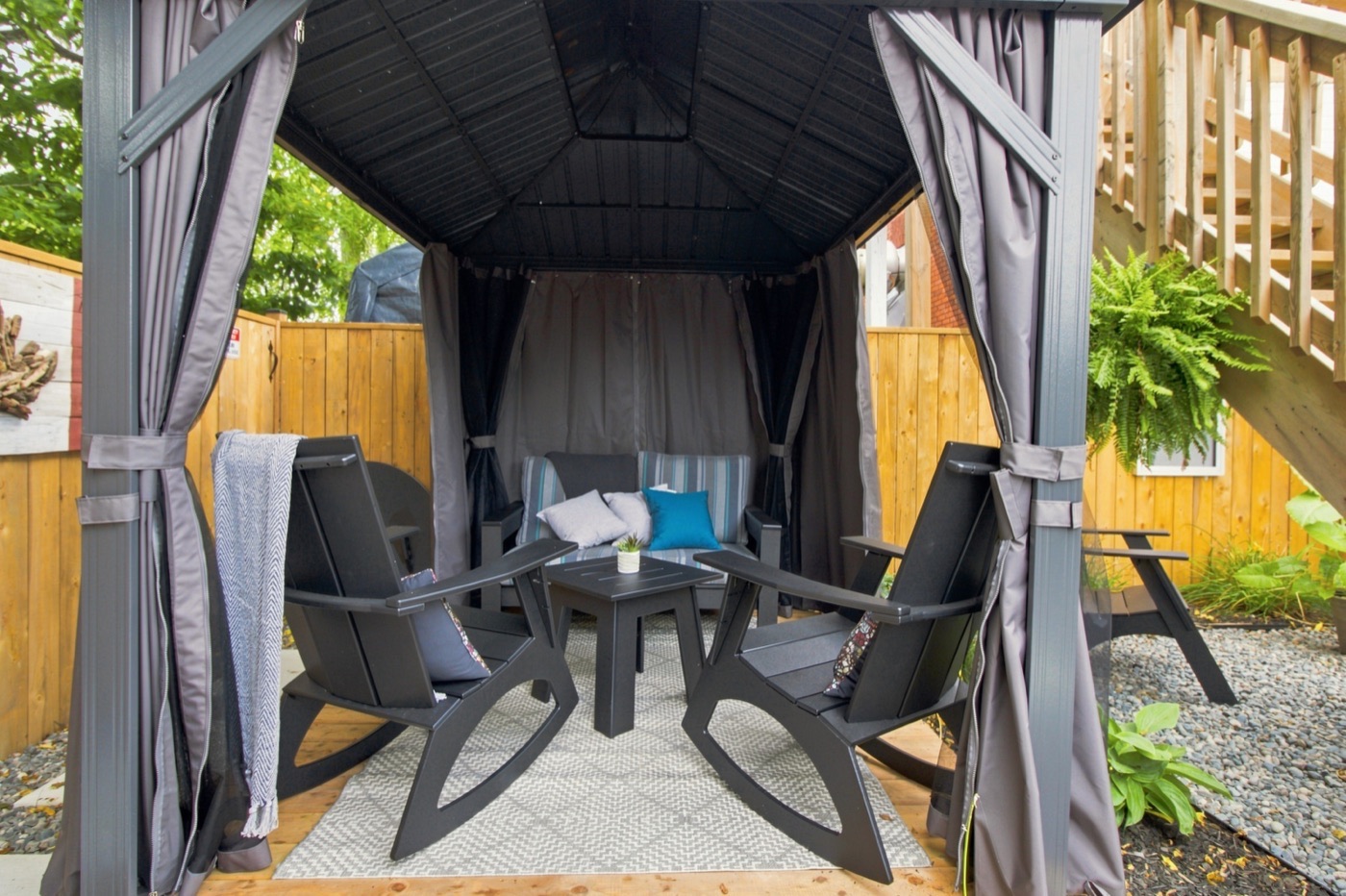 The curtained cabana